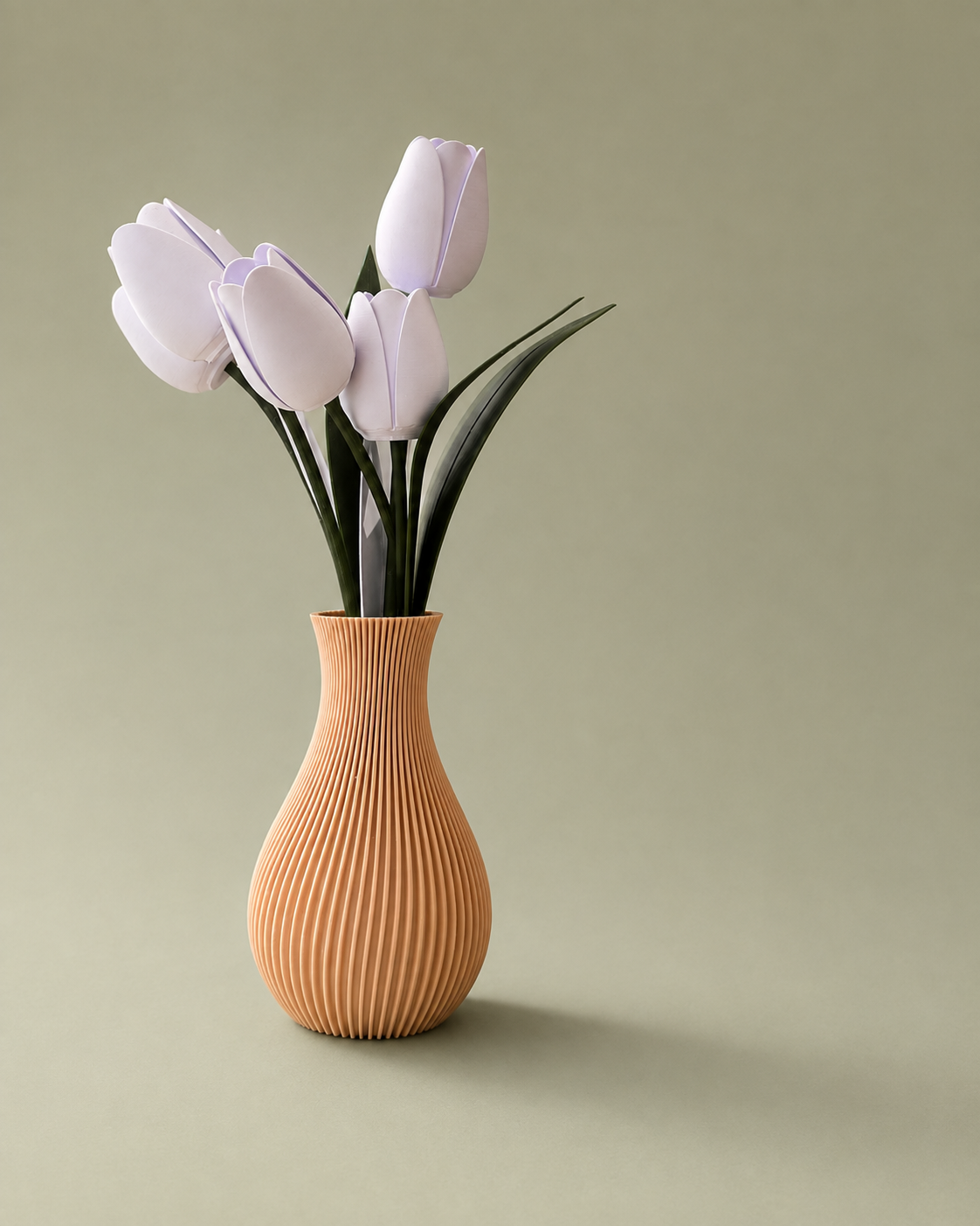 Vaso com tulipas da coleção Elementar